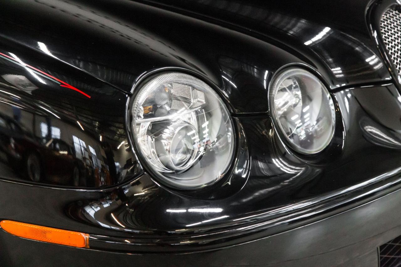 2005 Jaguar S TYPE R