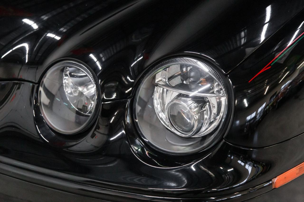 2005 Jaguar S TYPE R