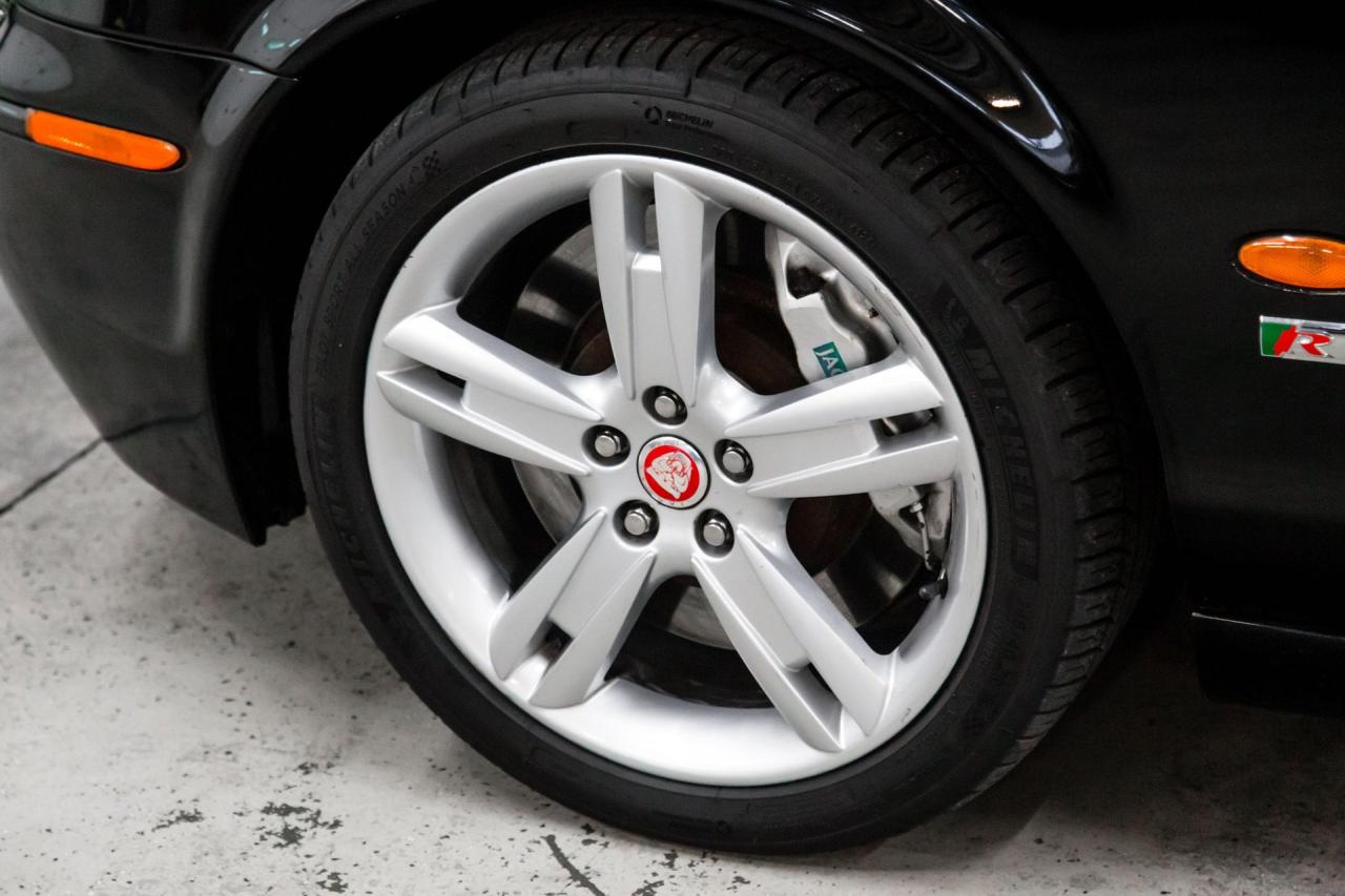 2005 Jaguar S TYPE R