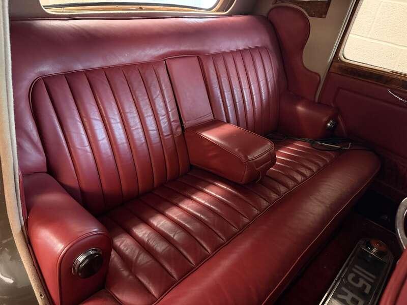 1952 Rolls - Royce Silver Dawn