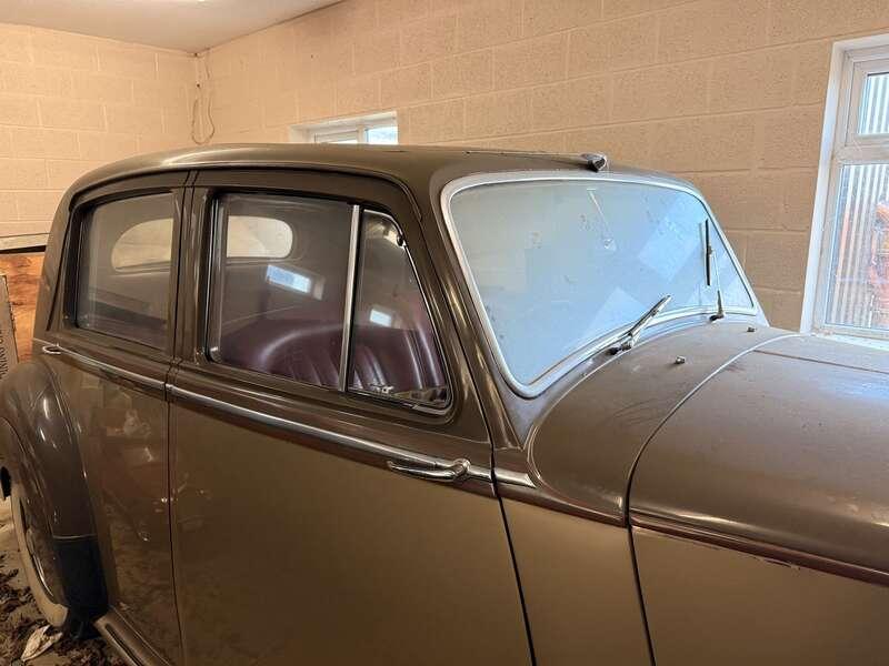 1952 Rolls - Royce Silver Dawn