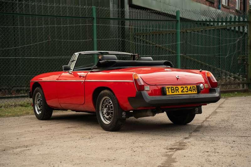 1976 MG B Roadster
