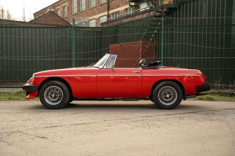1976 MG B Roadster
