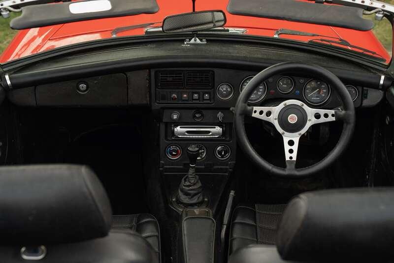 1976 MG B Roadster