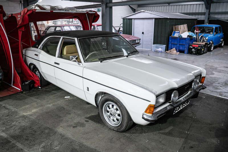 1976 Ford Cortina