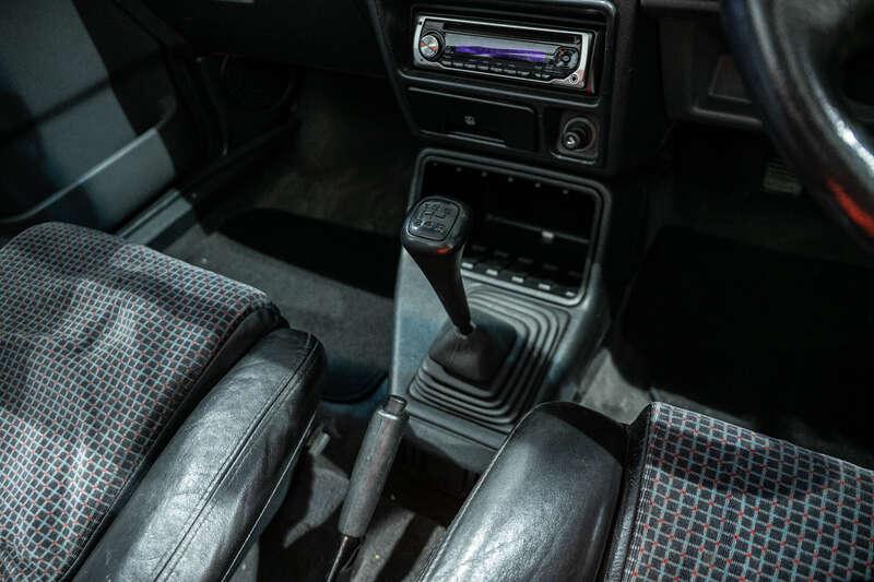 1987 Ford ESCORT XR3I CONVERTIBLE