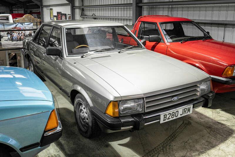 1985 Ford GRANADA 2.3LX 4DR