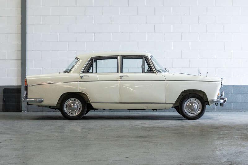1971 Morris OXFORD SERIES VI SALOON
