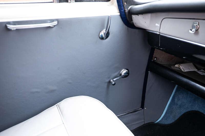 1971 Morris OXFORD SERIES VI SALOON