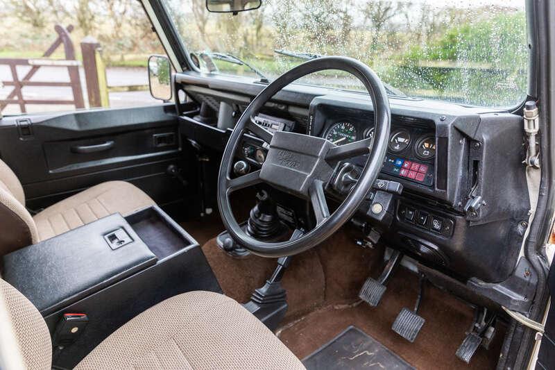 1987 Land Rover 90 V8