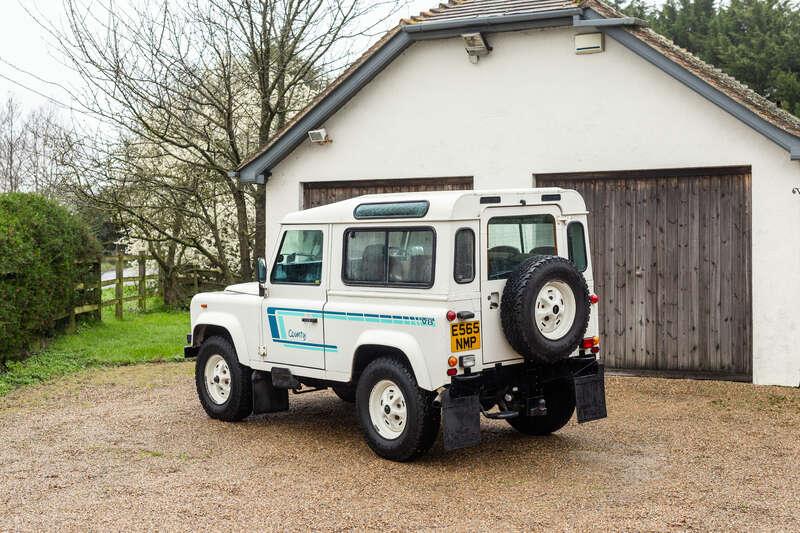1987 Land Rover 90 V8