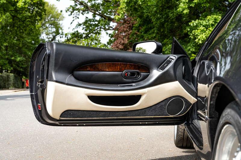 1996 Aston Martin DB7 AUTO