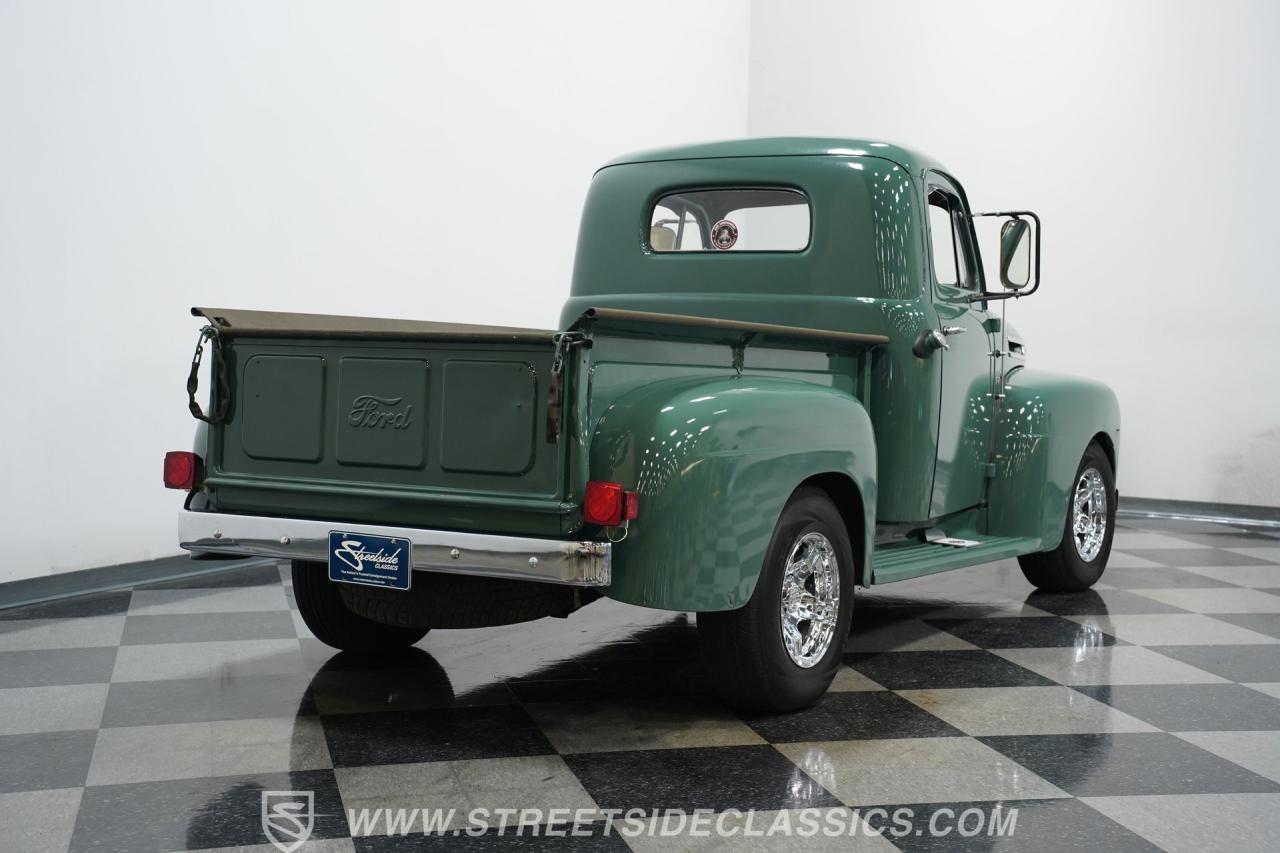 1949 Ford F-1