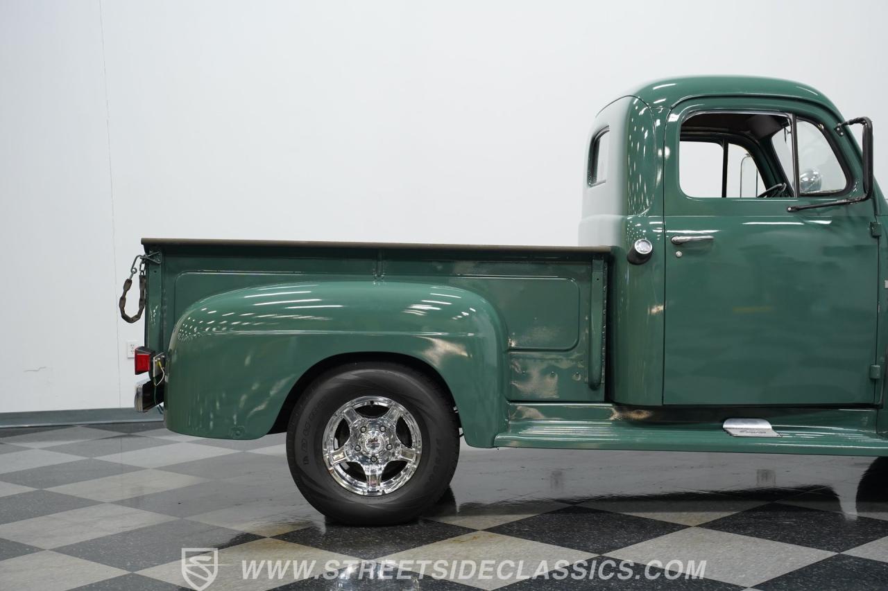 1949 Ford F-1