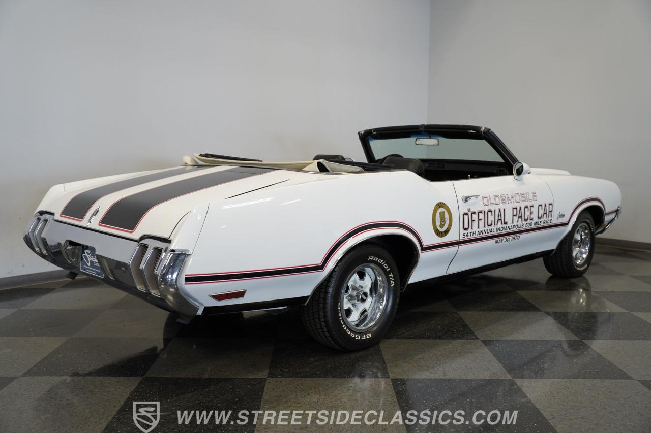 1970 Oldsmobile Cutlass Supreme indy 500 pace car convertible