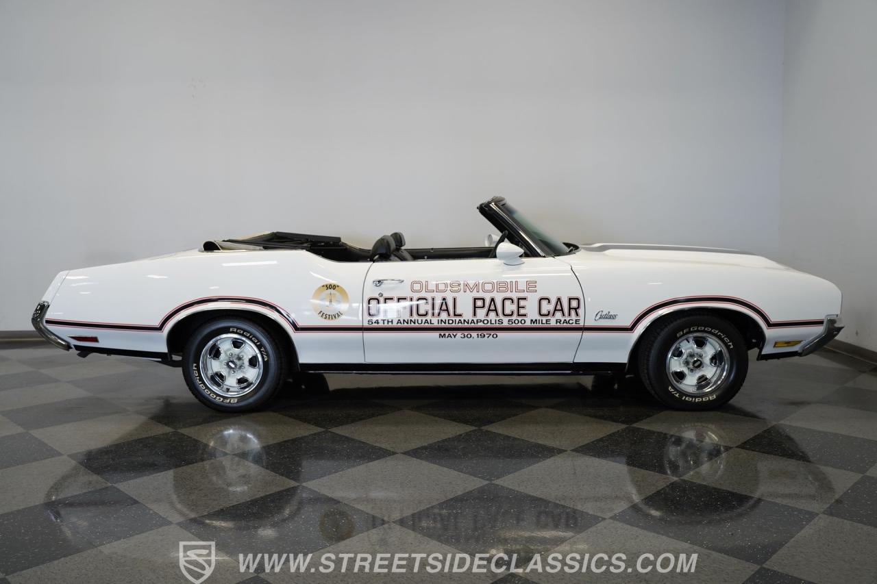 1970 Oldsmobile Cutlass Supreme indy 500 pace car convertible