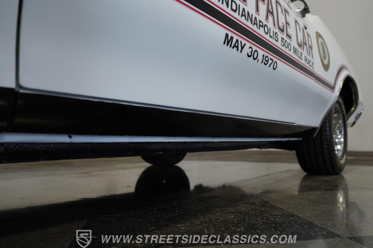 1970 Oldsmobile Cutlass Supreme indy 500 pace car convertible
