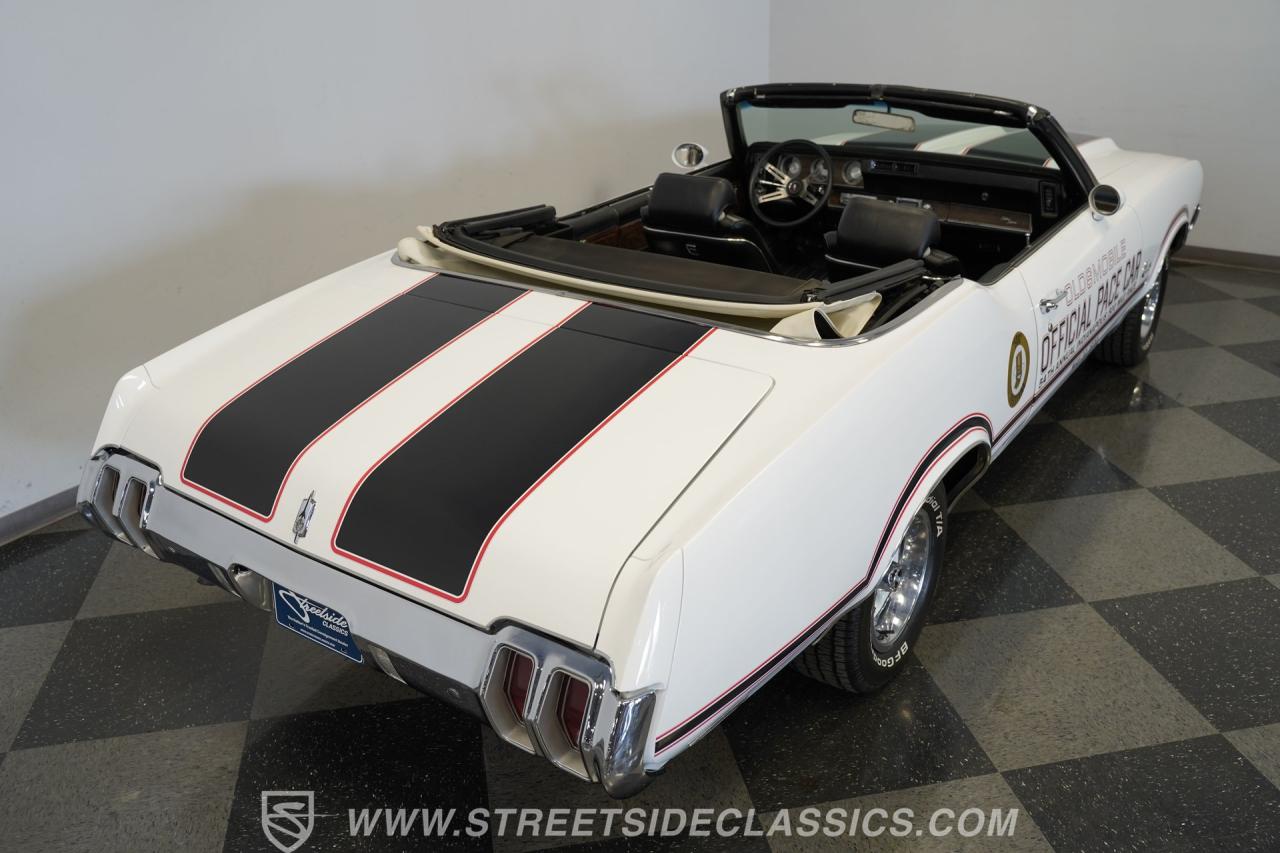 1970 Oldsmobile Cutlass Supreme indy 500 pace car convertible