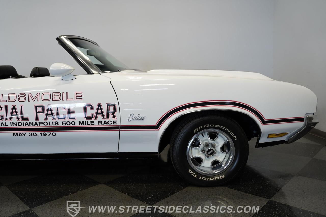 1970 Oldsmobile Cutlass Supreme indy 500 pace car convertible