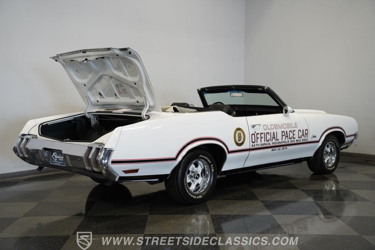 1970 Oldsmobile Cutlass Supreme indy 500 pace car convertible