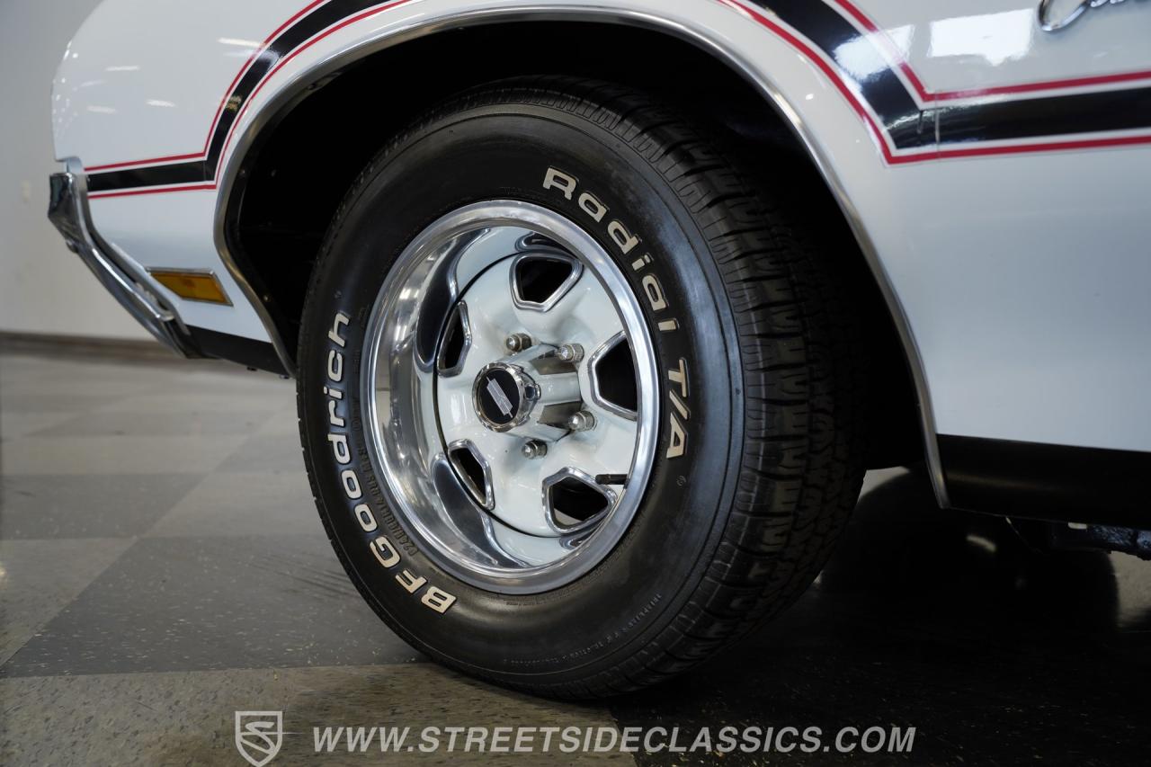 1970 Oldsmobile Cutlass Supreme indy 500 pace car convertible