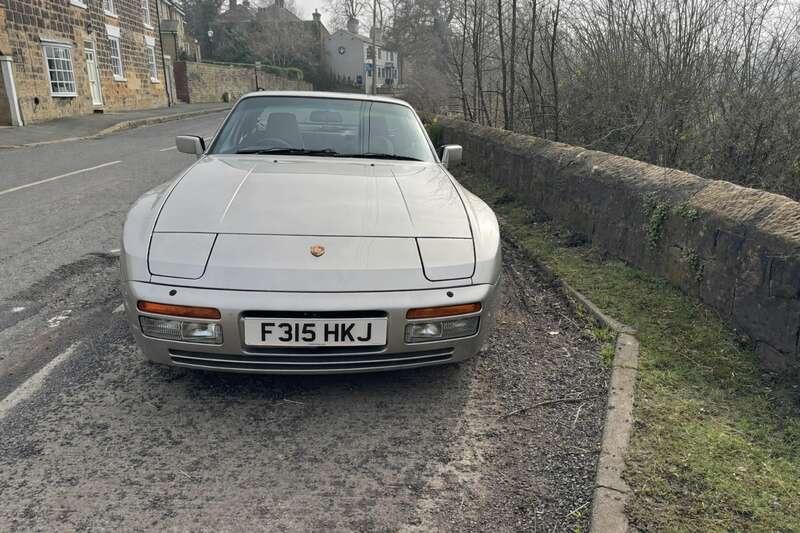 1989 Porsche 944 S2
