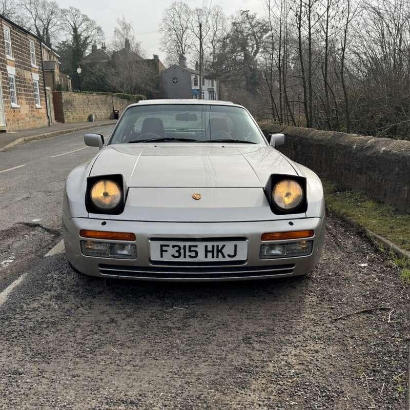 1989 Porsche 944 S2