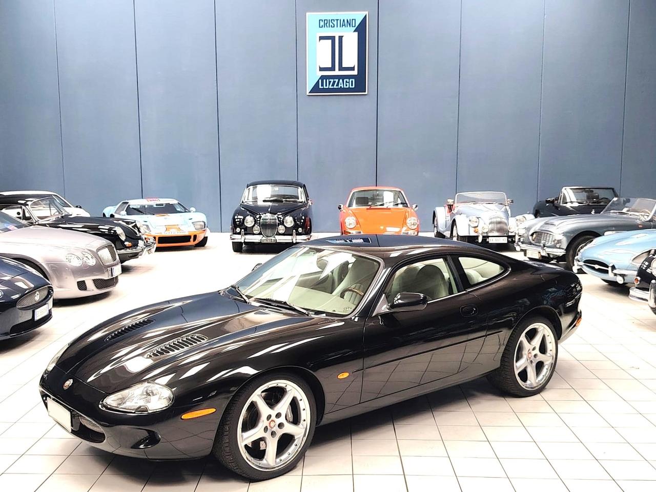 1998 Jaguar XK R COUPE