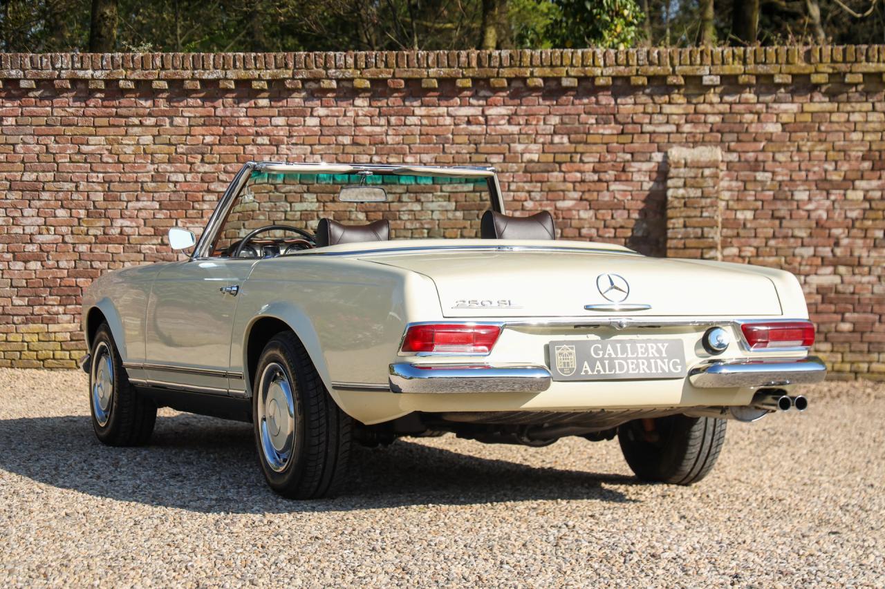 1967 Mercedes - Benz Mercedes Benz 250 SL Pagode