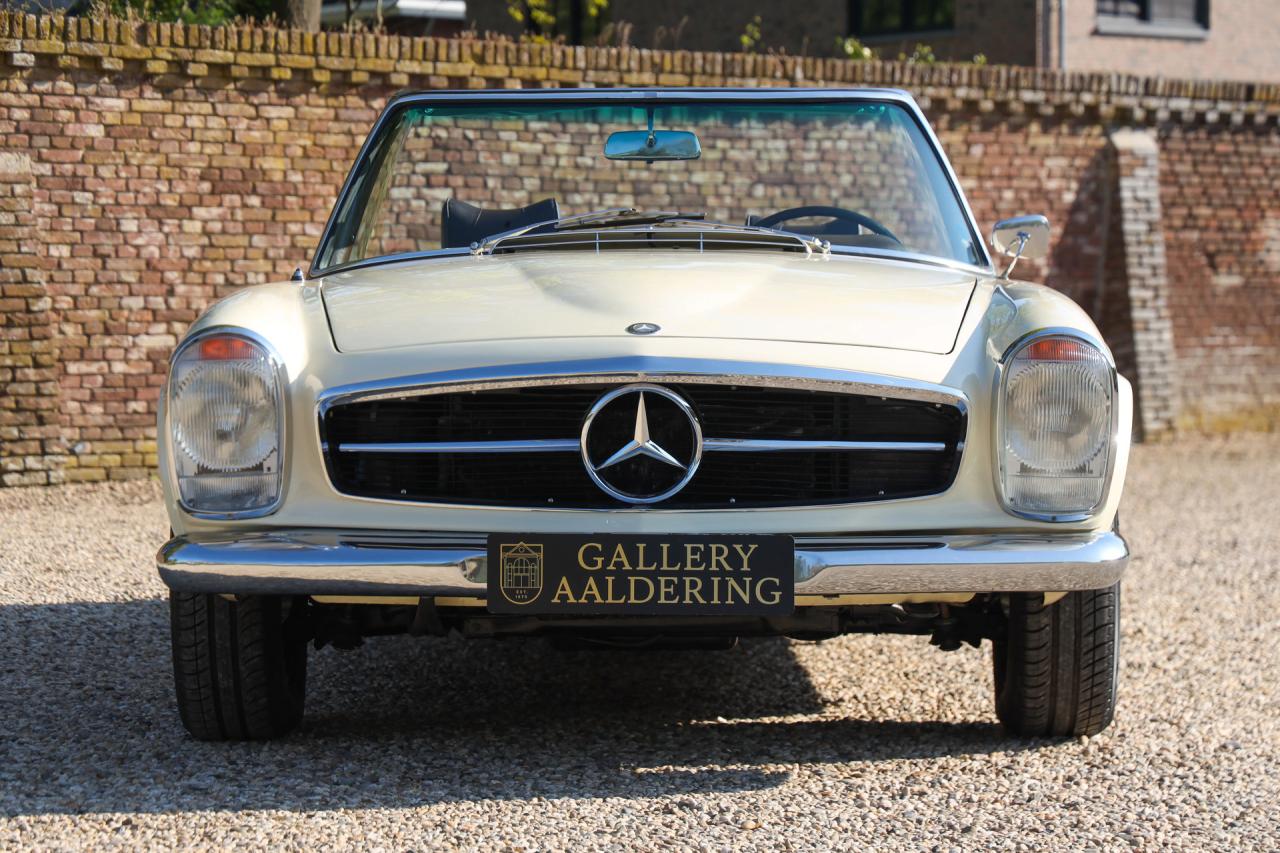 1967 Mercedes - Benz Mercedes Benz 250 SL Pagode