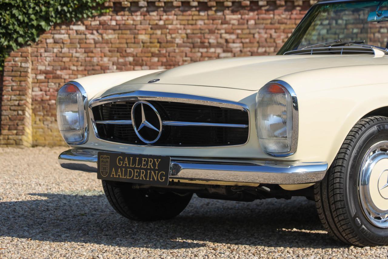 1967 Mercedes - Benz Mercedes Benz 250 SL Pagode