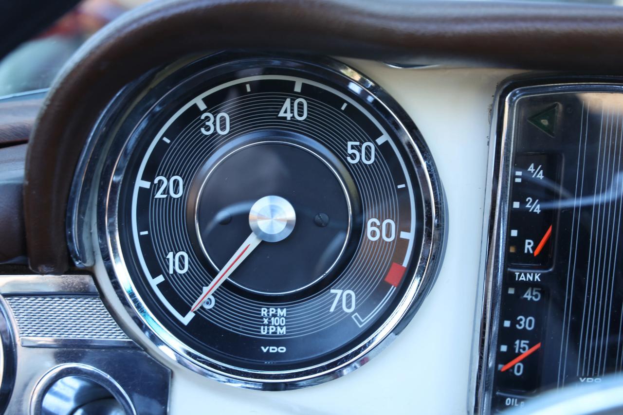 1967 Mercedes - Benz Mercedes Benz 250 SL Pagode