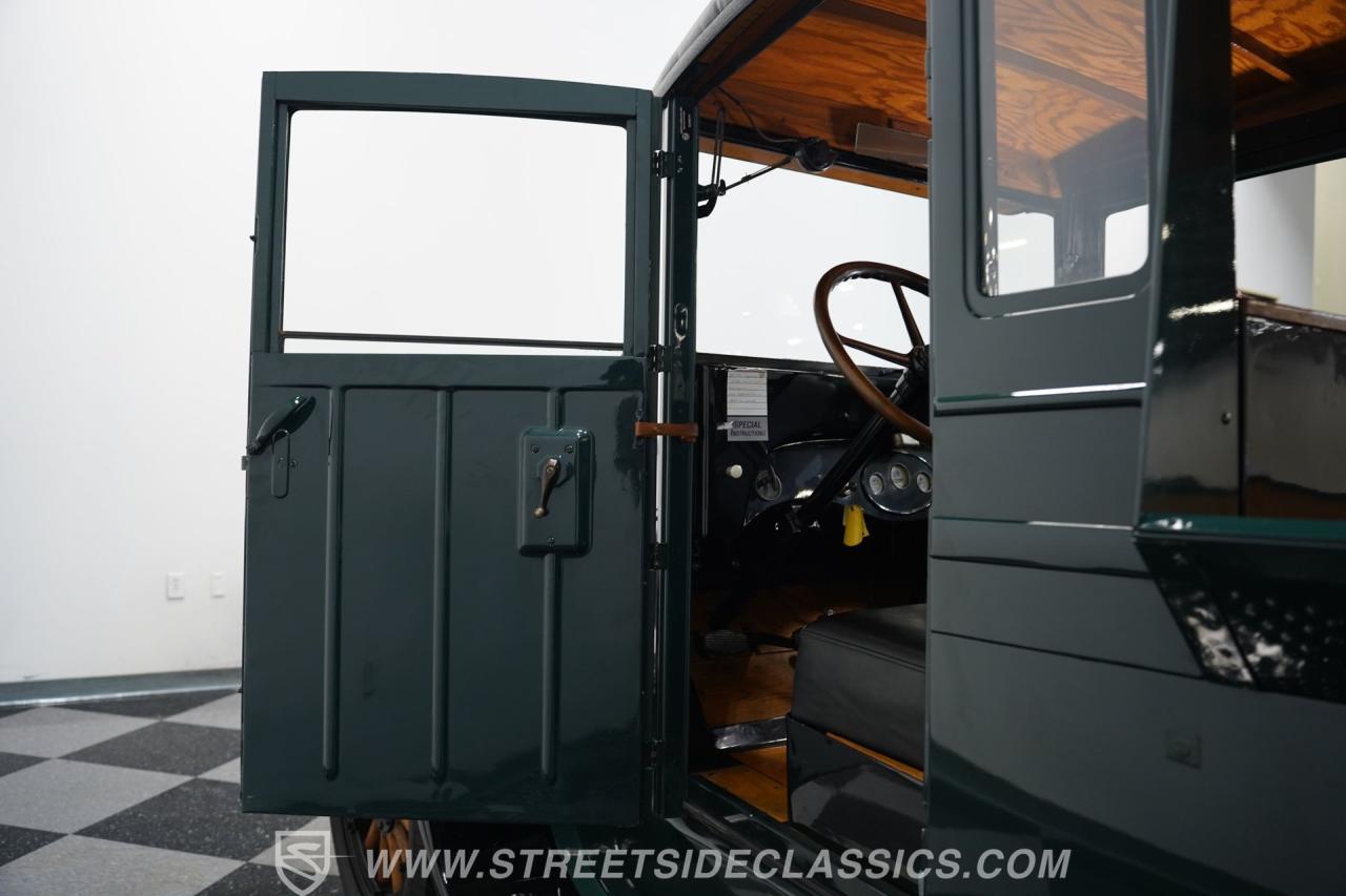 1928 Dodge Victory Six Produce Truck