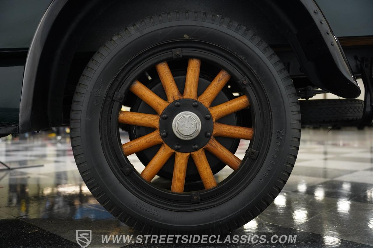 1928 Dodge Victory Six Produce Truck