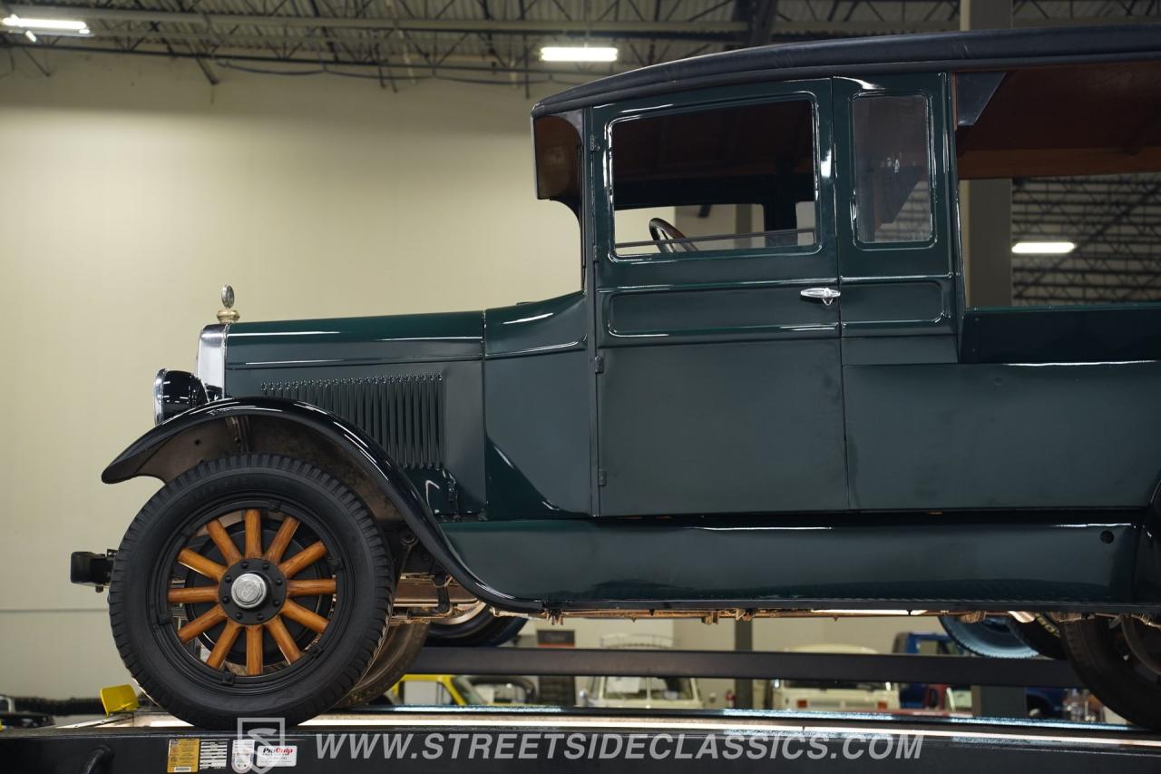 1928 Dodge Victory Six Produce Truck