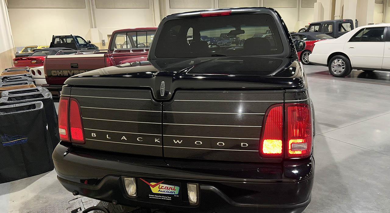2002 Lincoln BLACKWOOD