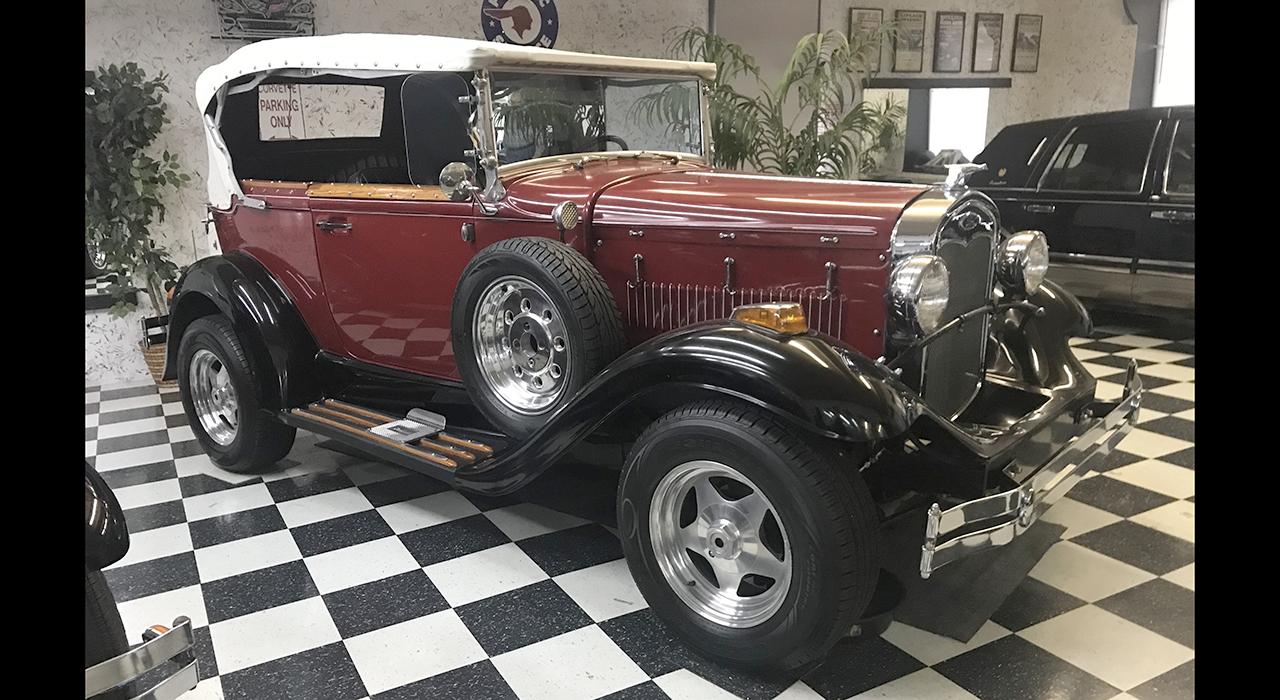 1981 Ford GLASSIC PHANTOM