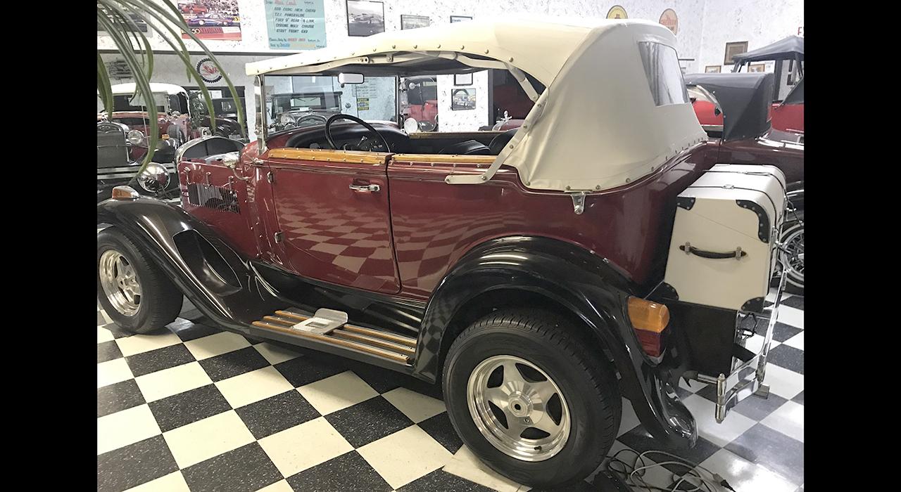 1981 Ford GLASSIC PHANTOM