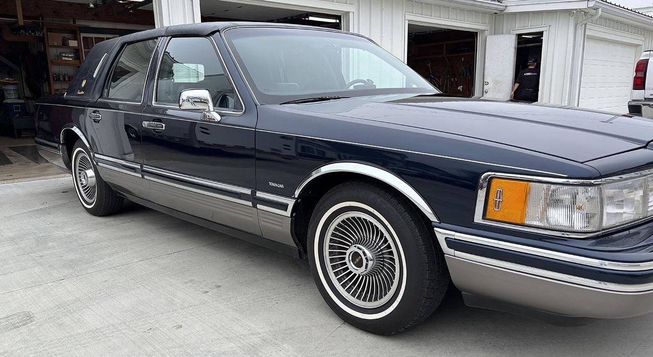 1992 Lincoln TOWNCAR
