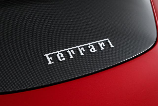 2025 Ferrari ROMA SPIDER