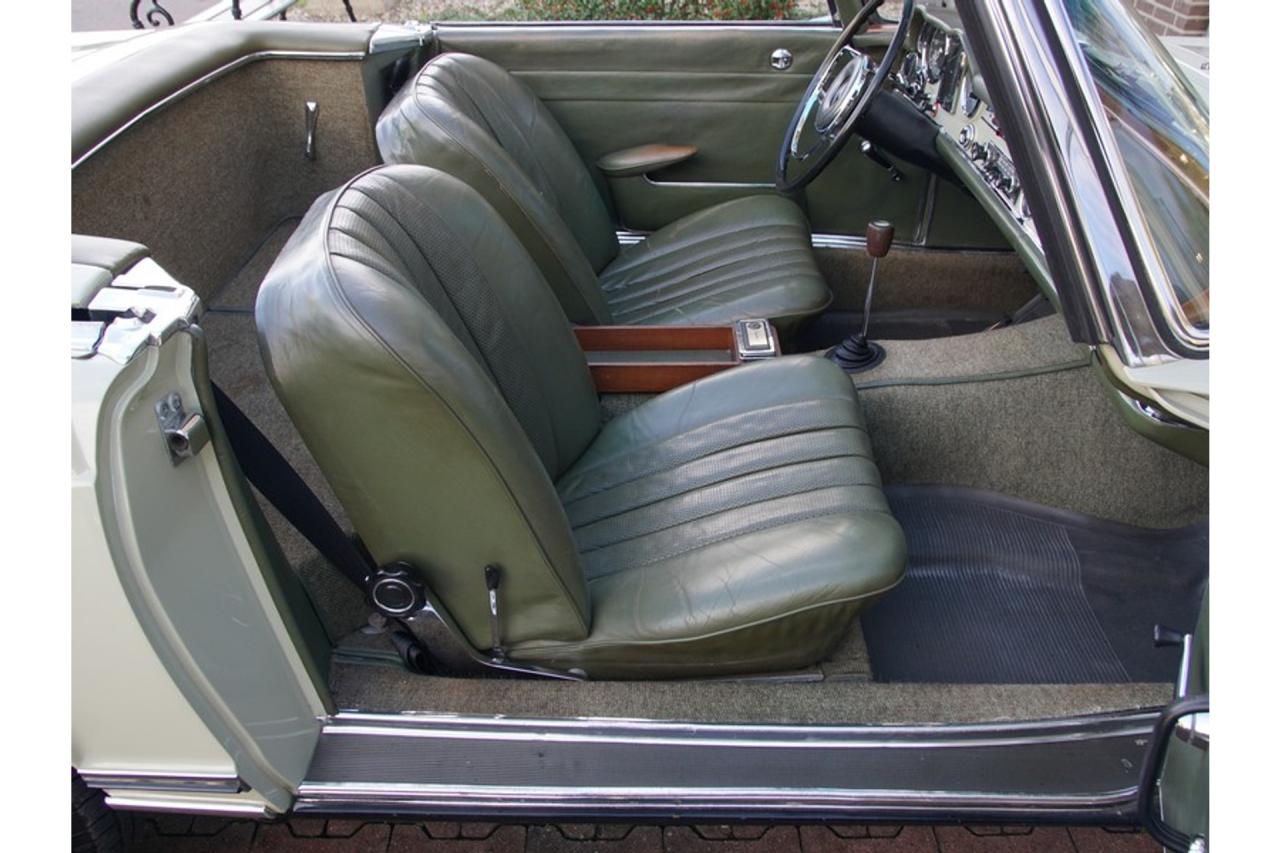 1967 Mercedes - Benz Mercedes Benz 230 SL Pagode &ldquo;Second owner and 42.000 miles since &rdquo;