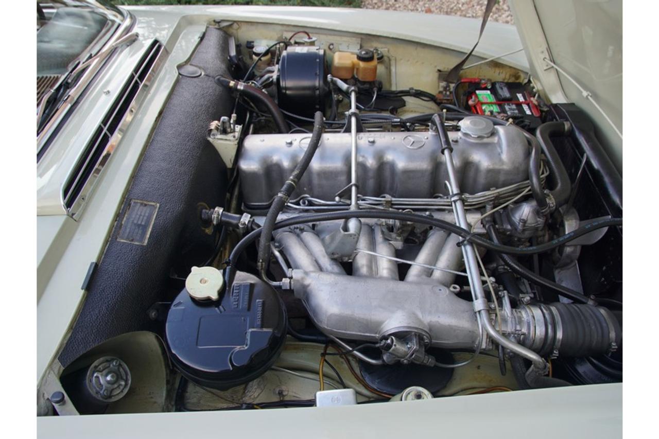 1967 Mercedes - Benz Mercedes Benz 230 SL Pagode &ldquo;Second owner and 42.000 miles since &rdquo;