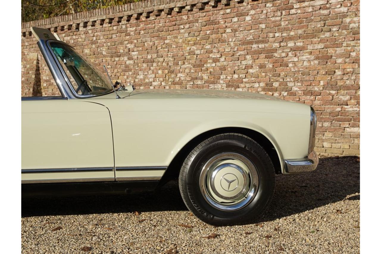 1967 Mercedes - Benz Mercedes Benz 230 SL Pagode &ldquo;Second owner and 42.000 miles since &rdquo;