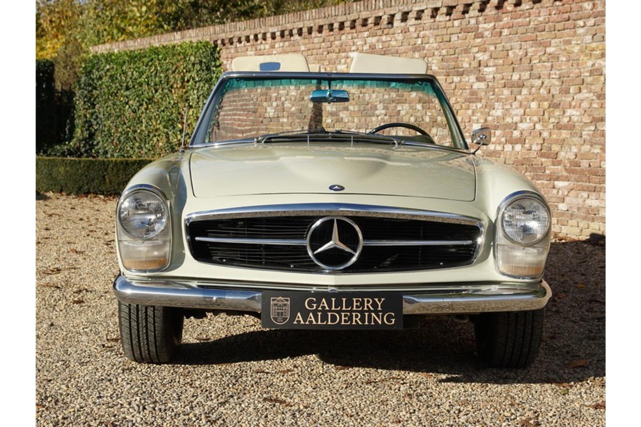 1967 Mercedes - Benz Mercedes Benz 230 SL Pagode &ldquo;Second owner and 42.000 miles since &rdquo;