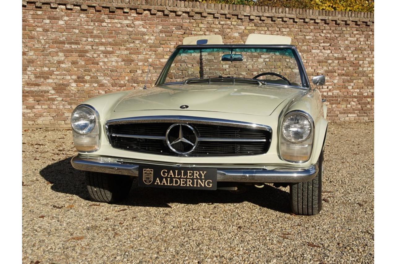 1967 Mercedes - Benz Mercedes Benz 230 SL Pagode &ldquo;Second owner and 42.000 miles since &rdquo;