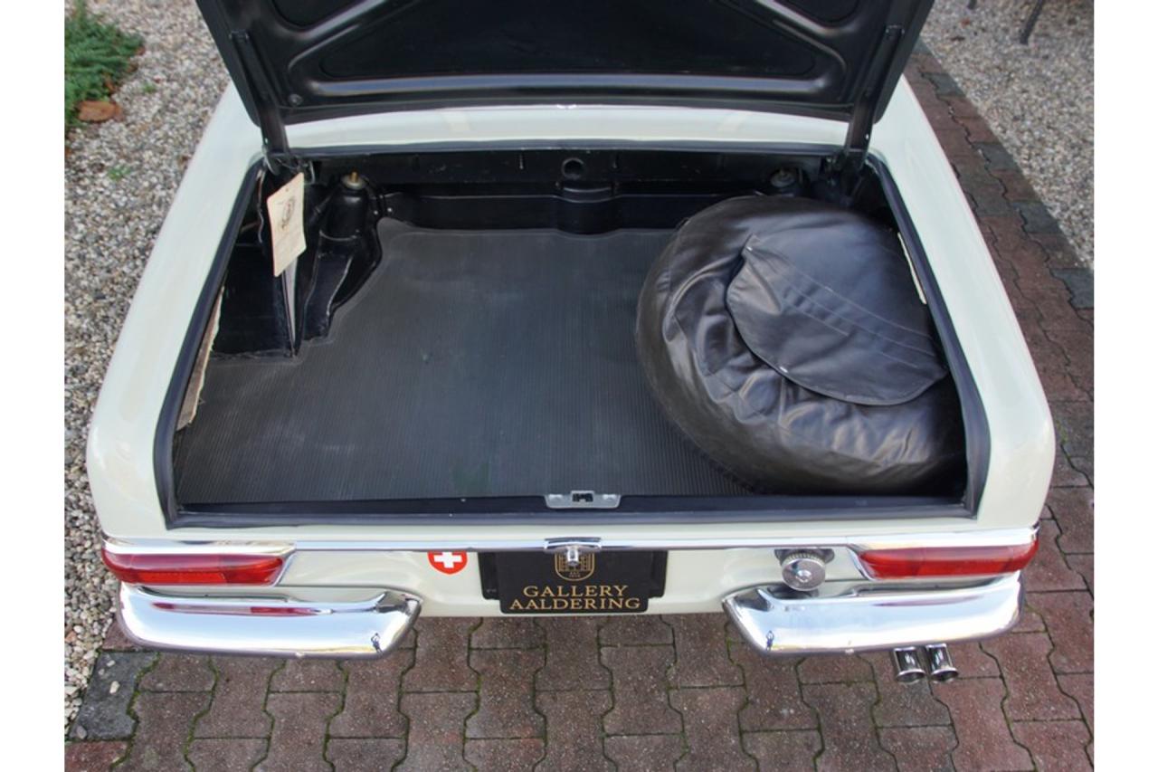 1967 Mercedes - Benz Mercedes Benz 230 SL Pagode &ldquo;Second owner and 42.000 miles since &rdquo;