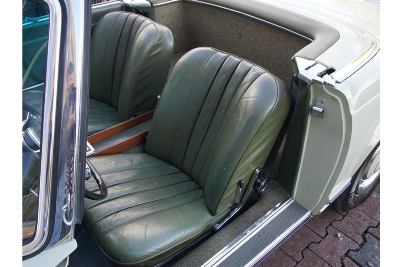 1967 Mercedes - Benz Mercedes Benz 230 SL Pagode &ldquo;Second owner and 42.000 miles since &rdquo;