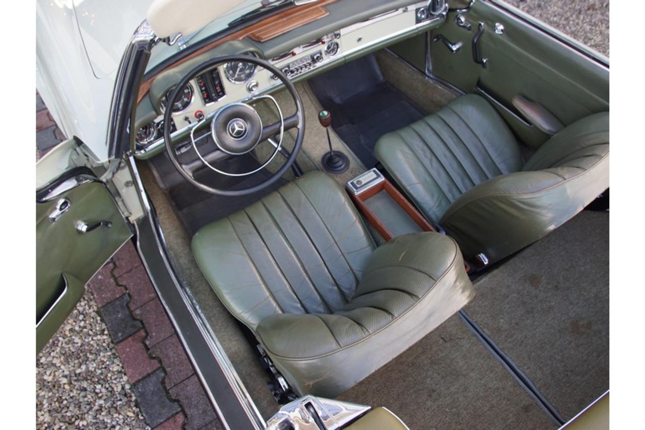 1967 Mercedes - Benz Mercedes Benz 230 SL Pagode &ldquo;Second owner and 42.000 miles since &rdquo;