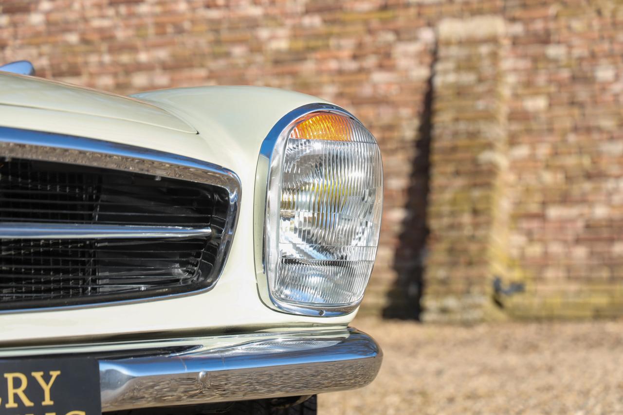 1967 Mercedes - Benz Mercedes Benz 230 SL Pagode &ldquo;Second owner and 42.000 miles since &rdquo;
