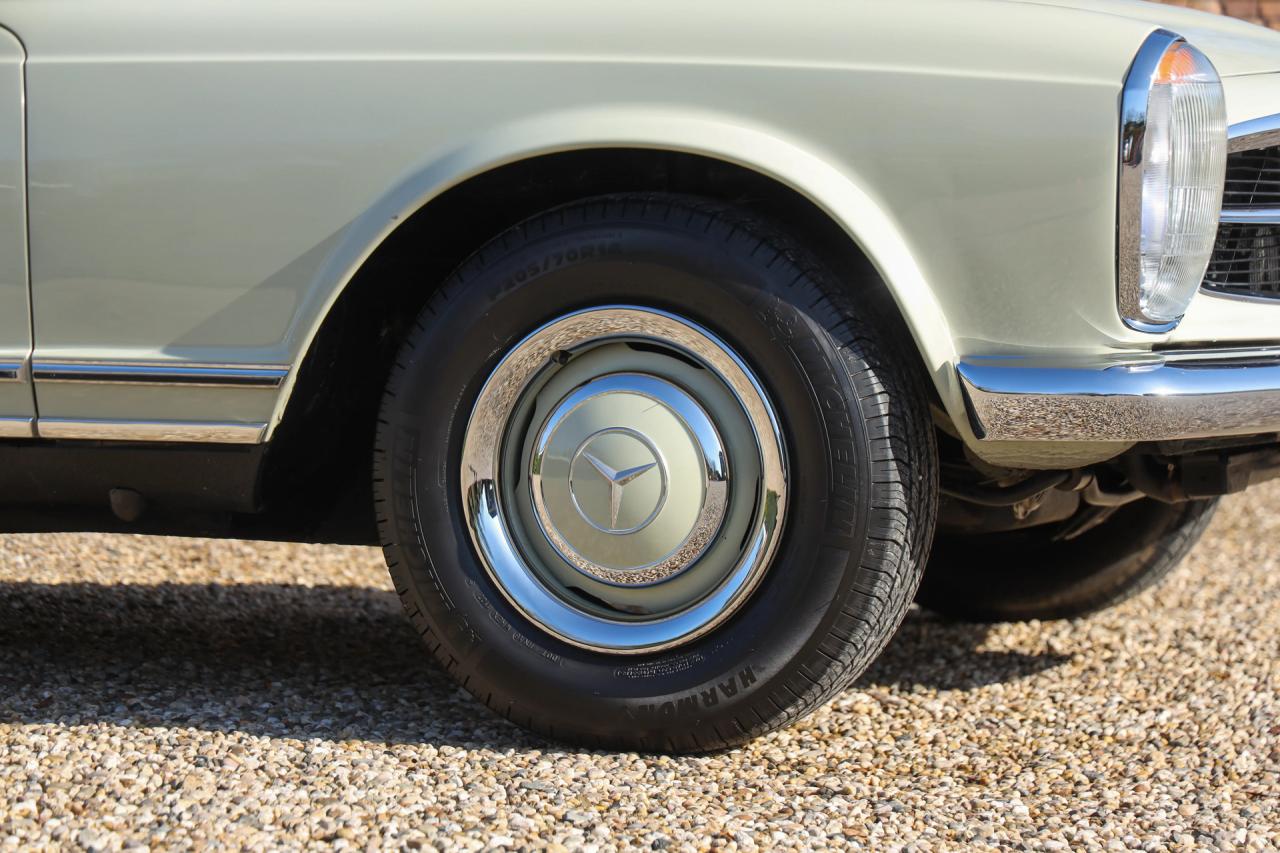 1967 Mercedes - Benz Mercedes Benz 230 SL Pagode &ldquo;Second owner and 42.000 miles since &rdquo;